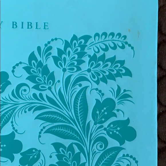 Floral Embossed Teal Colored Holy Bible - Picture 2 of 11